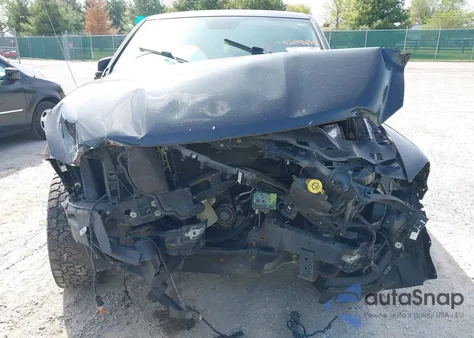 2015 Ram 1500 Express z USA, uszkodzony, nr VIN 1C6RR7FT8FS689670